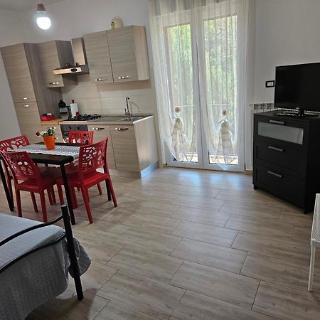 Villa Center Appartamenti Nel Verde In Citta กัมโปบัสโซ ภายนอก รูปภาพ