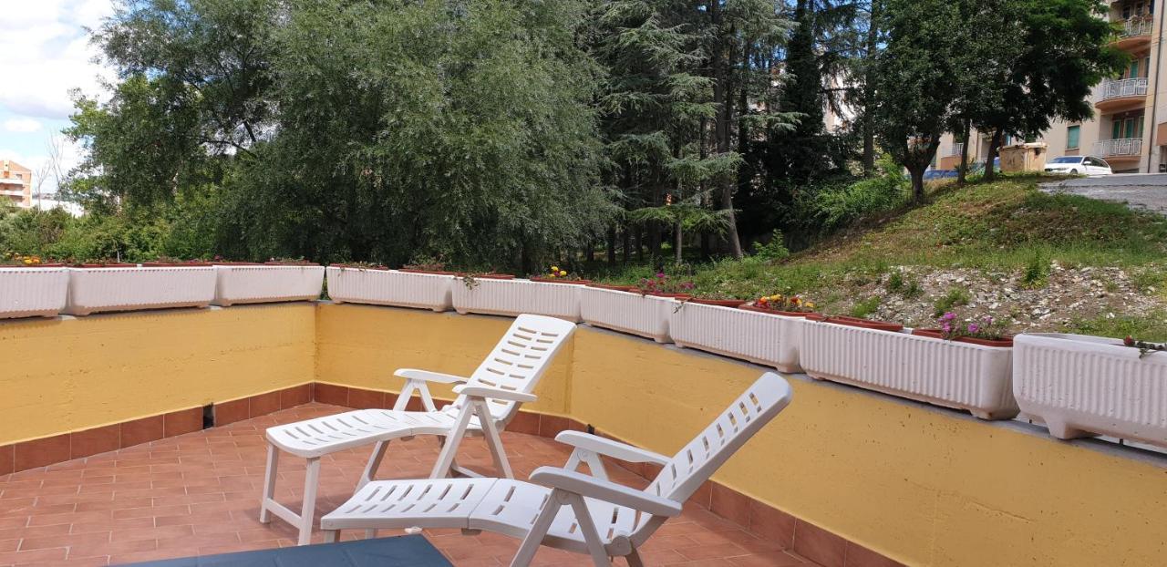 Villa Center Appartamenti Nel Verde In Citta กัมโปบัสโซ ภายนอก รูปภาพ