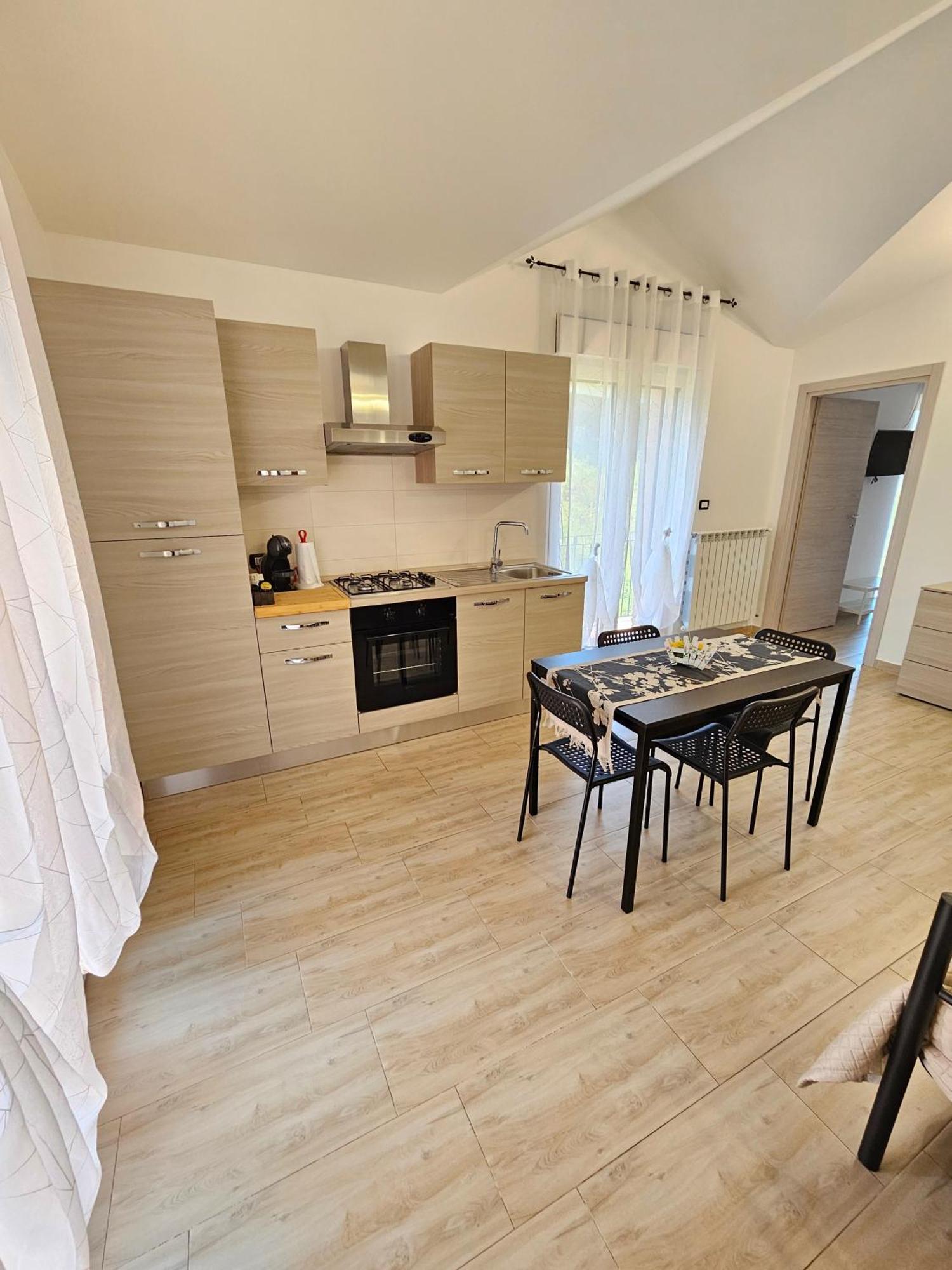 Villa Center Appartamenti Nel Verde In Citta กัมโปบัสโซ ภายนอก รูปภาพ