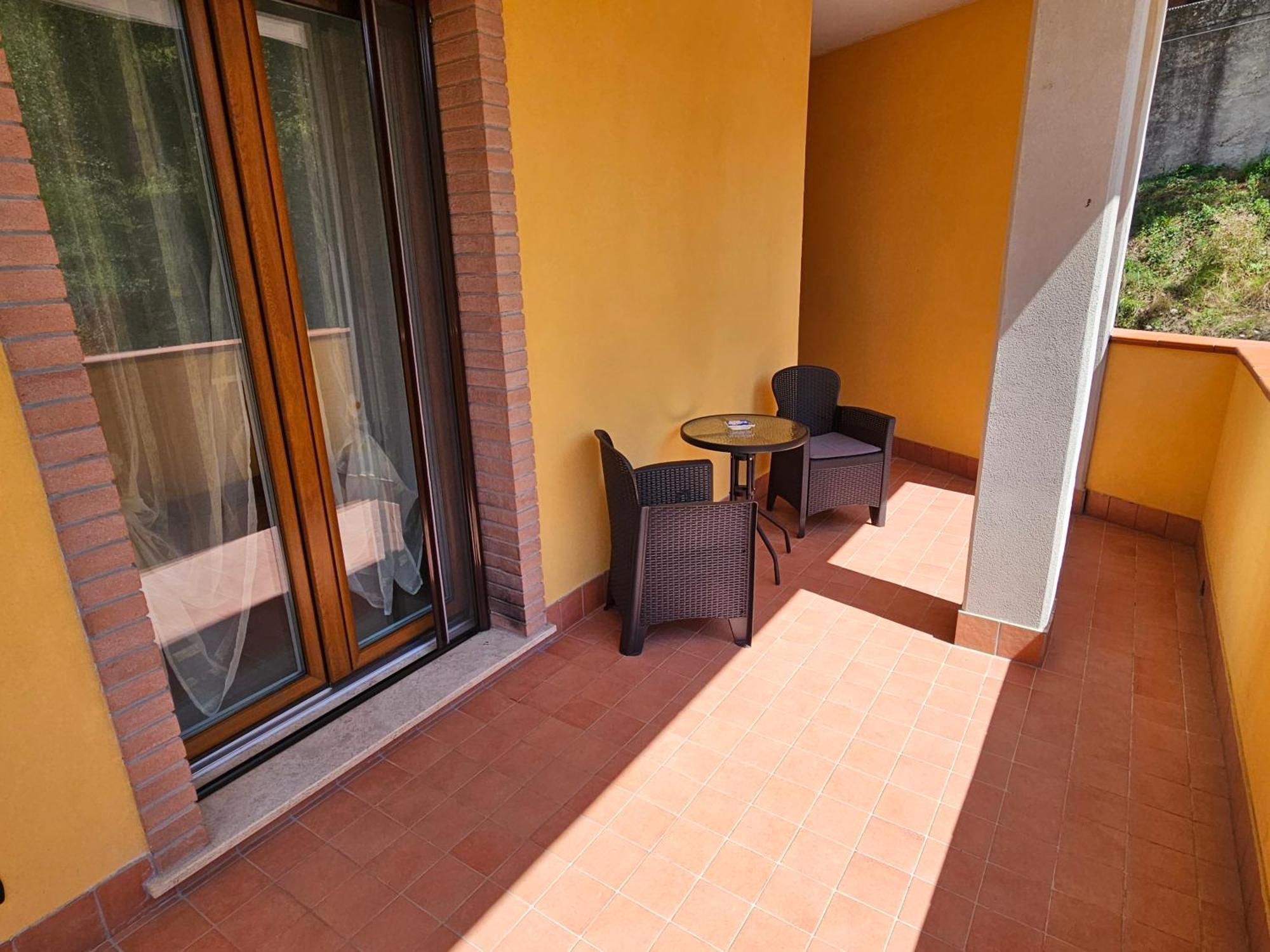 Villa Center Appartamenti Nel Verde In Citta กัมโปบัสโซ ภายนอก รูปภาพ