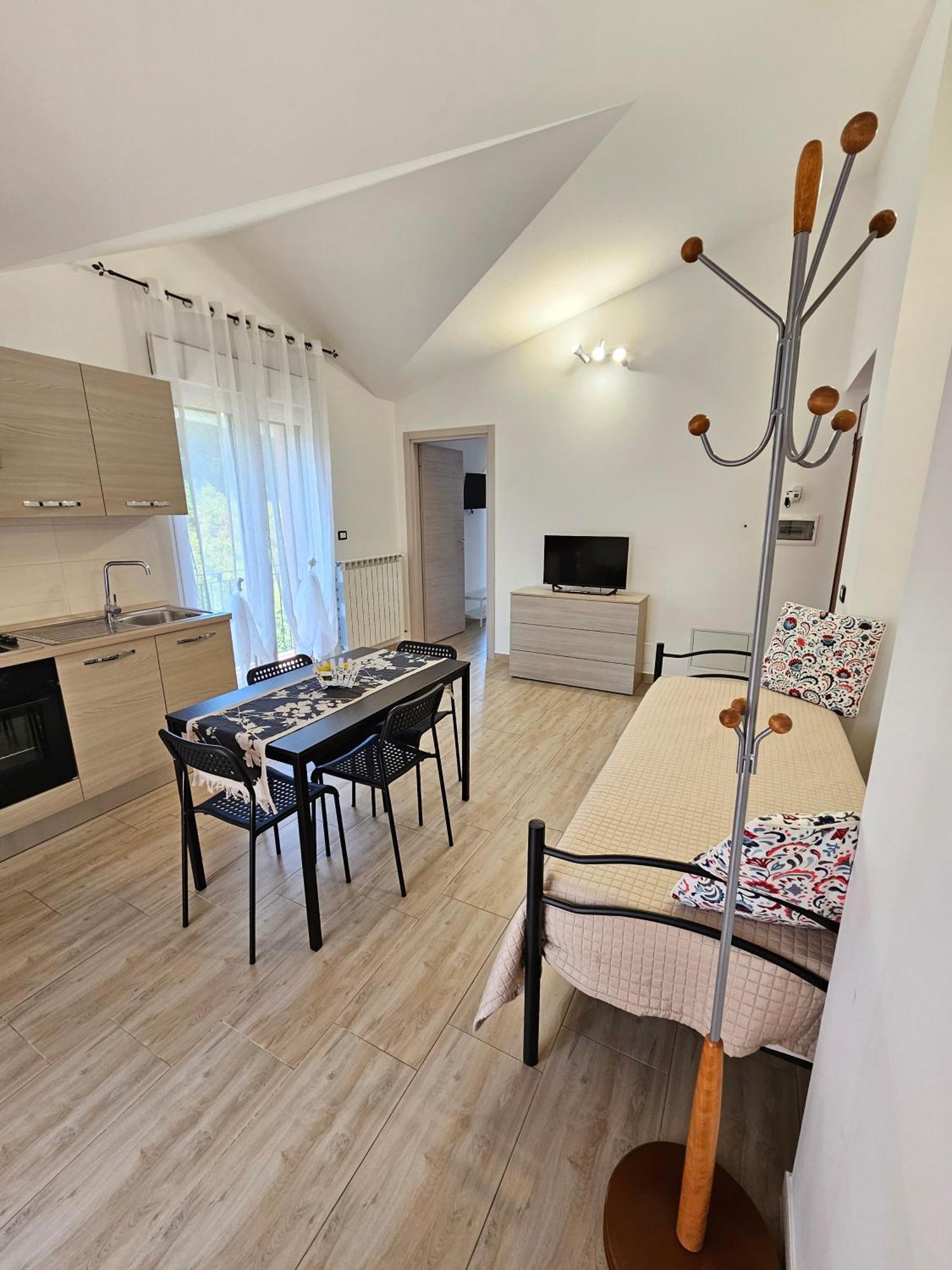 Villa Center Appartamenti Nel Verde In Citta กัมโปบัสโซ ภายนอก รูปภาพ