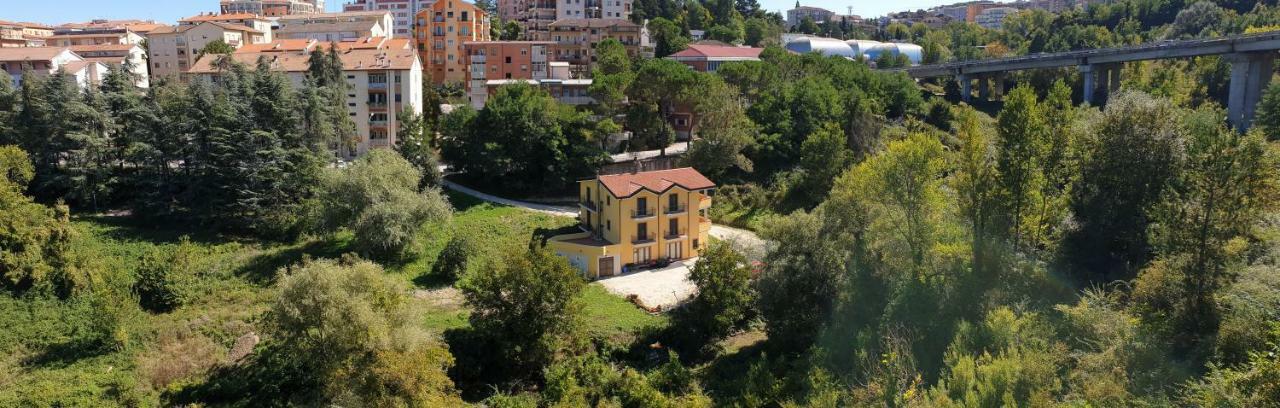Villa Center Appartamenti Nel Verde In Citta กัมโปบัสโซ ภายนอก รูปภาพ